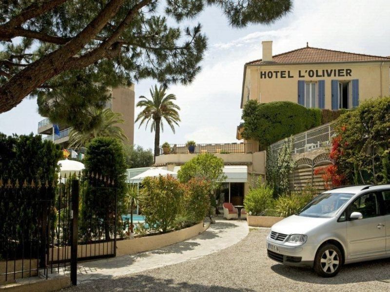 Hotel L'Olivier - Piscine & Parking Канны Экстерьер фото