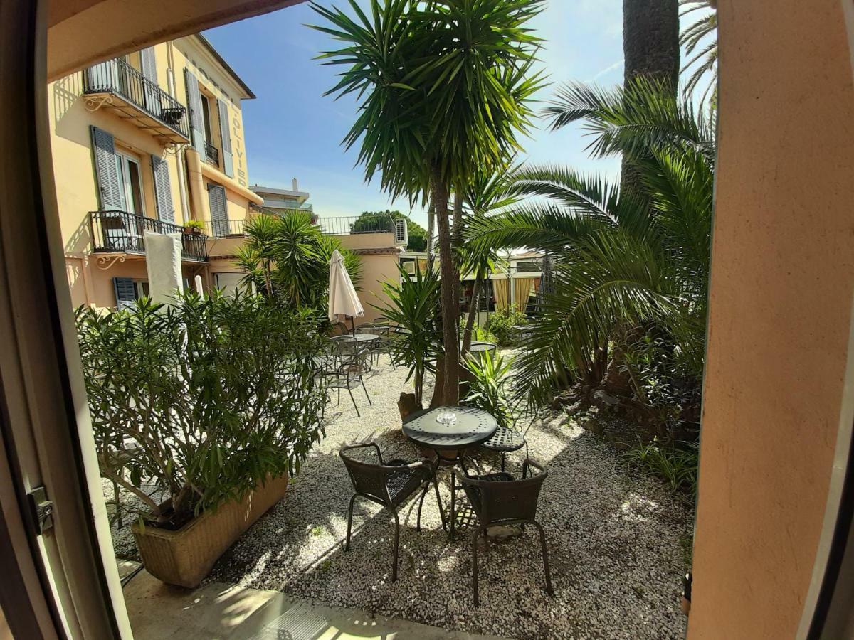 Hotel L'Olivier - Piscine & Parking Канны Экстерьер фото